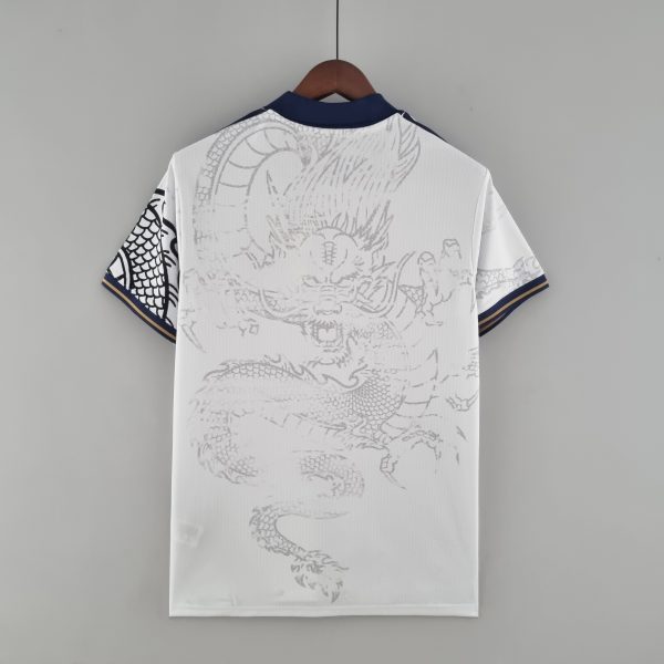 Camiseta Real Madrid 22/23 Versión especial - Imagen 2