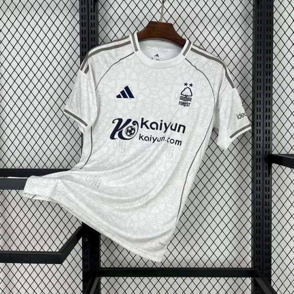 Camiseta Nottingham Forest 25/26 2ª equipación